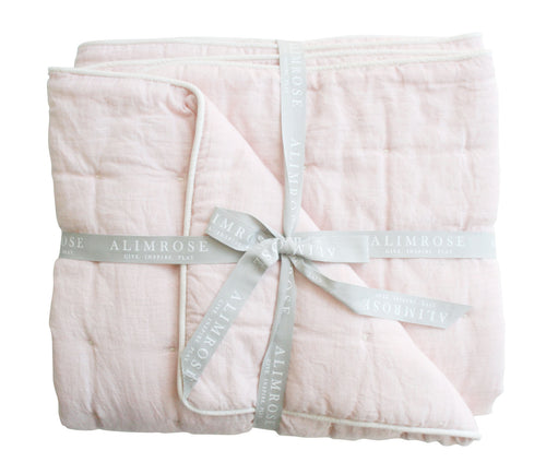 Alimrose cloud soft quilt in petal pink