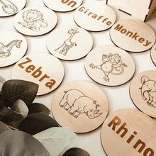 Load image into Gallery viewer, Timber matching game - Safari animals and name discs